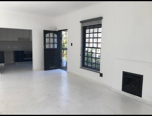 2 BEDROOM PROPERTY TO RENT IN BISHOPSCOURT